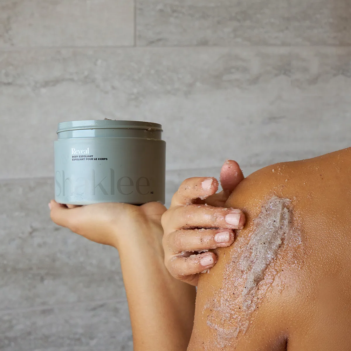 Reveal Body Exfoliant — view 4